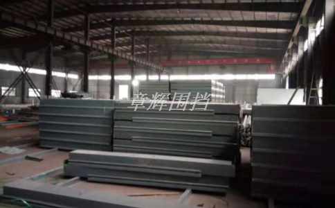 金屬圍擋在制作過程中如何控制質量和性能，確保符合標準和要求？