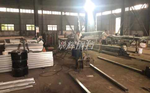 金屬圍擋的種類和特點(diǎn)有哪些？